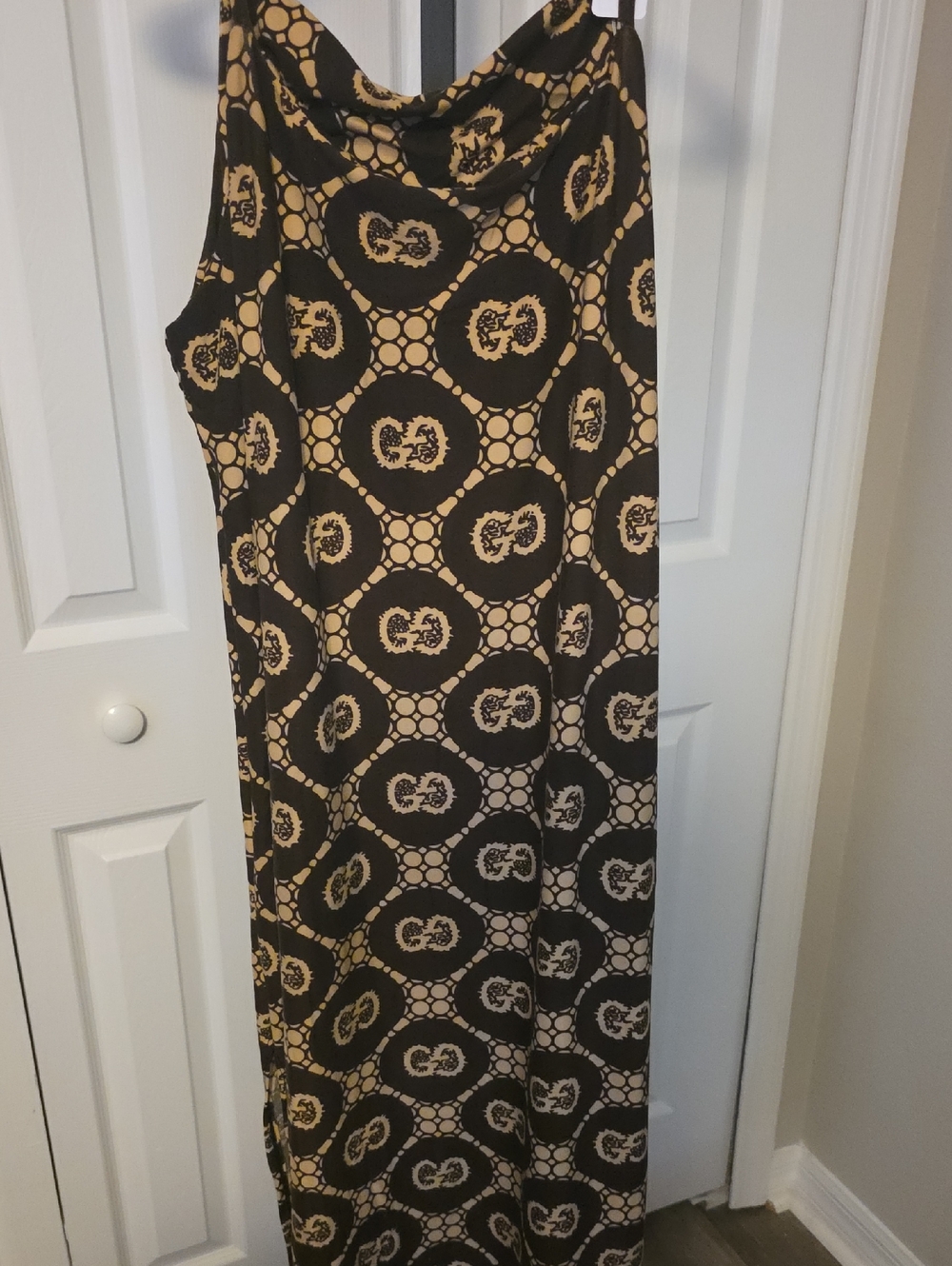 Brown and Tan Printed Maxi Dress, No Pocket. New No Tags.